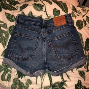 Levi Shorts